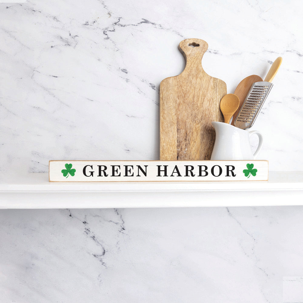 Shamrocks Personalized Skinny Sign
