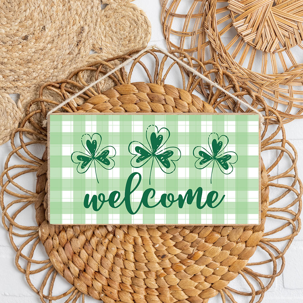 Welcome Plaid Shamrocks Twine Sign