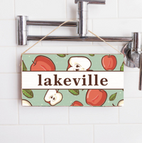 Personalized Welcome Apple Twine Sign