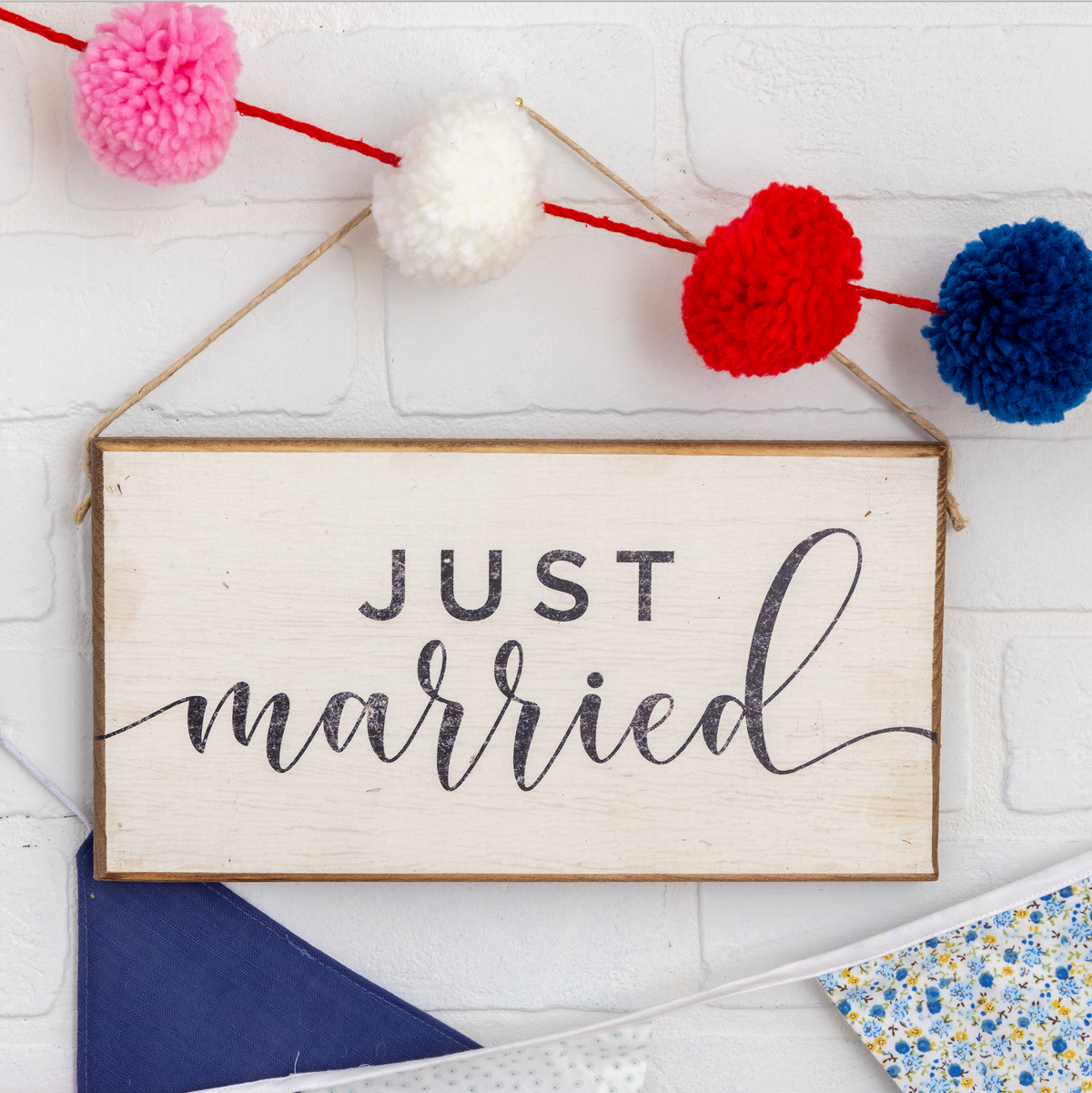 Just Married Twine Sign