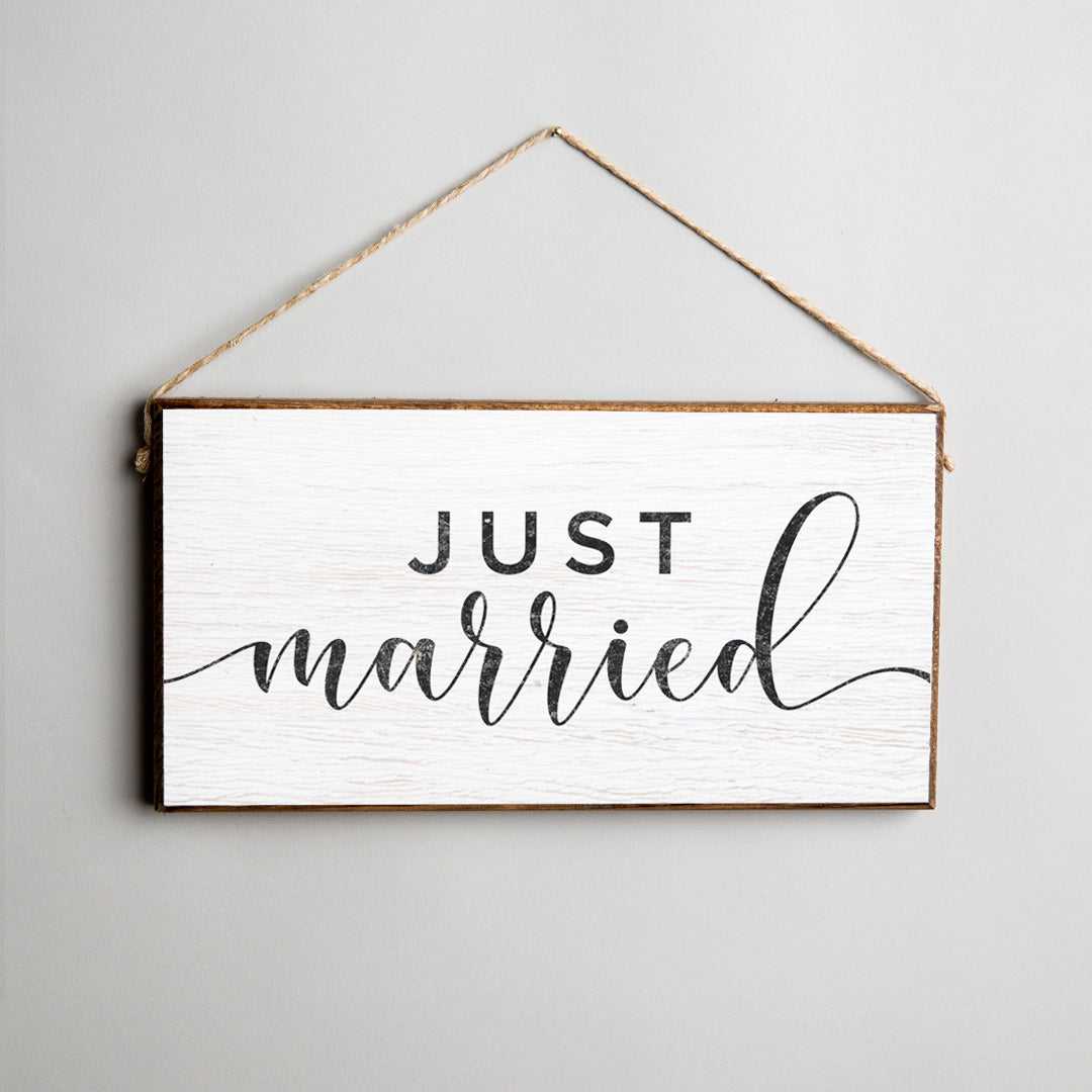 Just Married Twine Sign